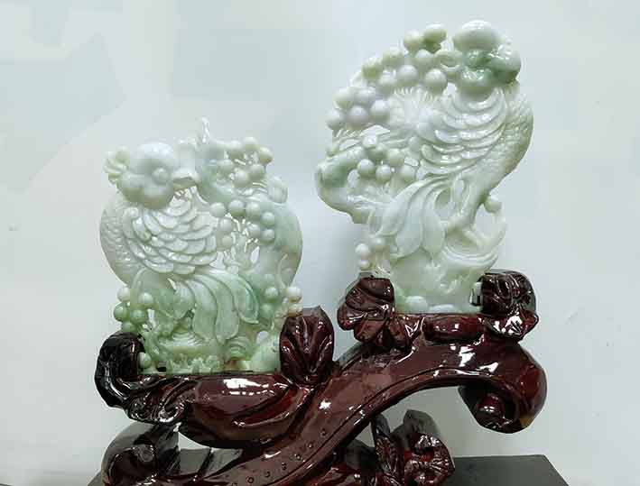 玉雕大师李凯光作品《鹦鹉》